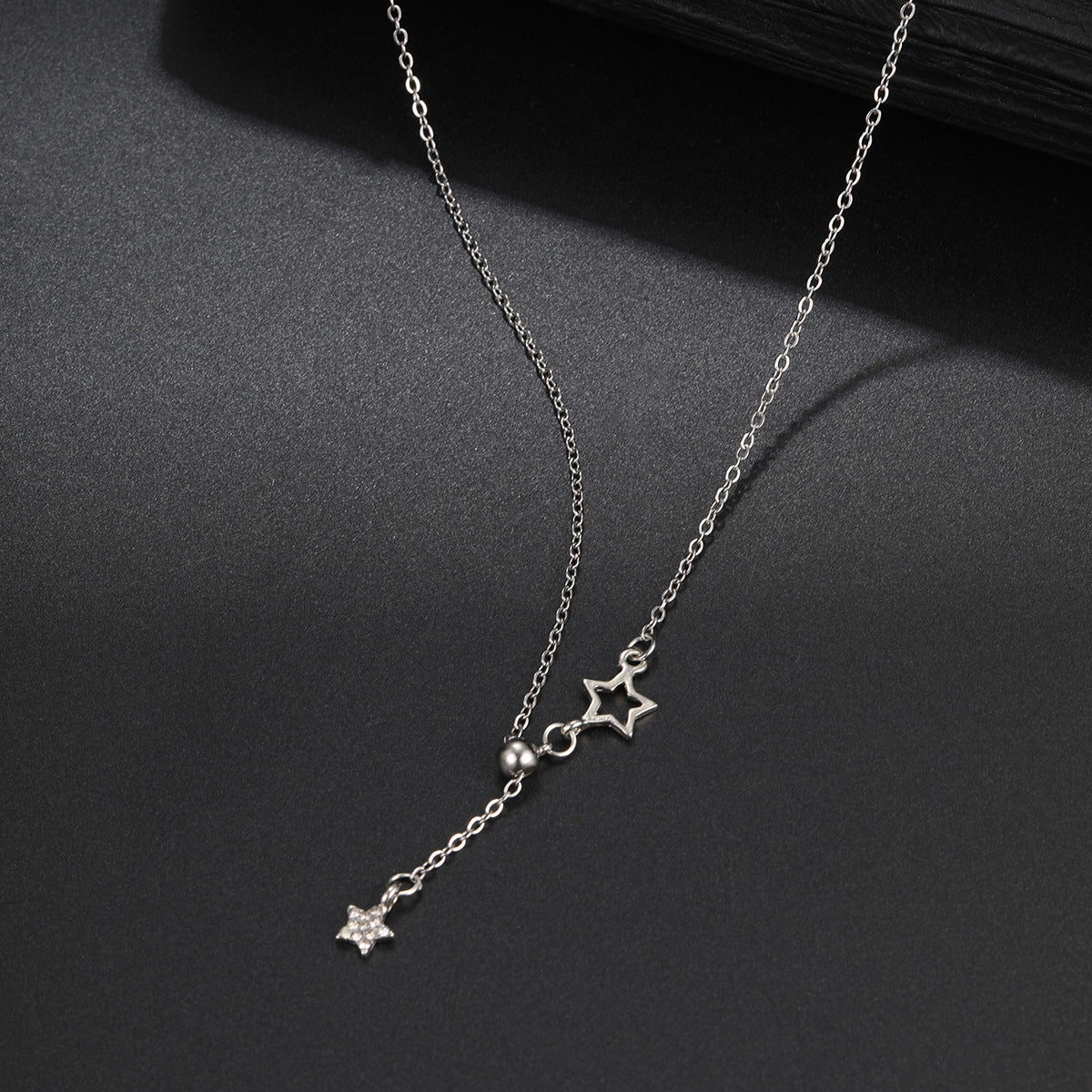 Women's simple diamond star necklace