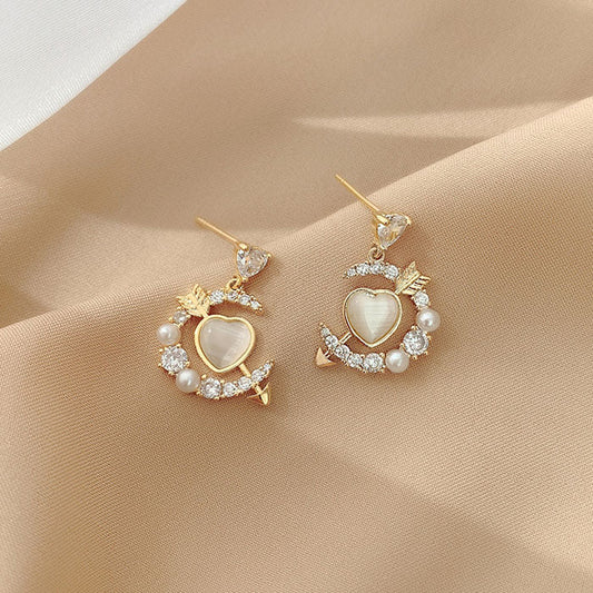 Champagne love opal stud earrings