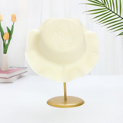 Sombrero de paja ondulado para niños con cordón resistente al viento y ala grande con protección solar 