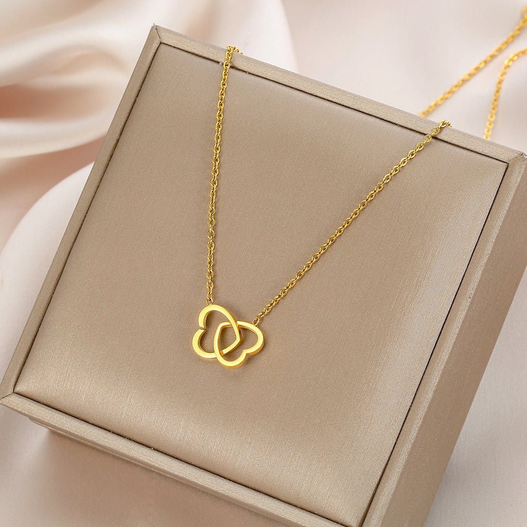 Love necklace gold