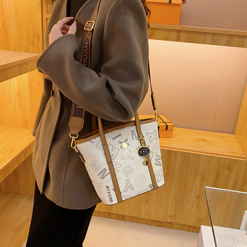 Fashion portable bucket bag