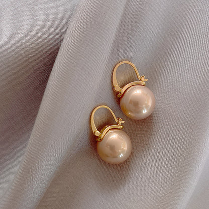 Pearl earrings retro temperament women