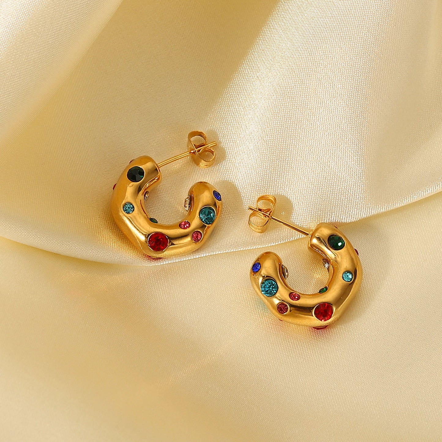 Zirconia Hammered C-Shaped Earrings