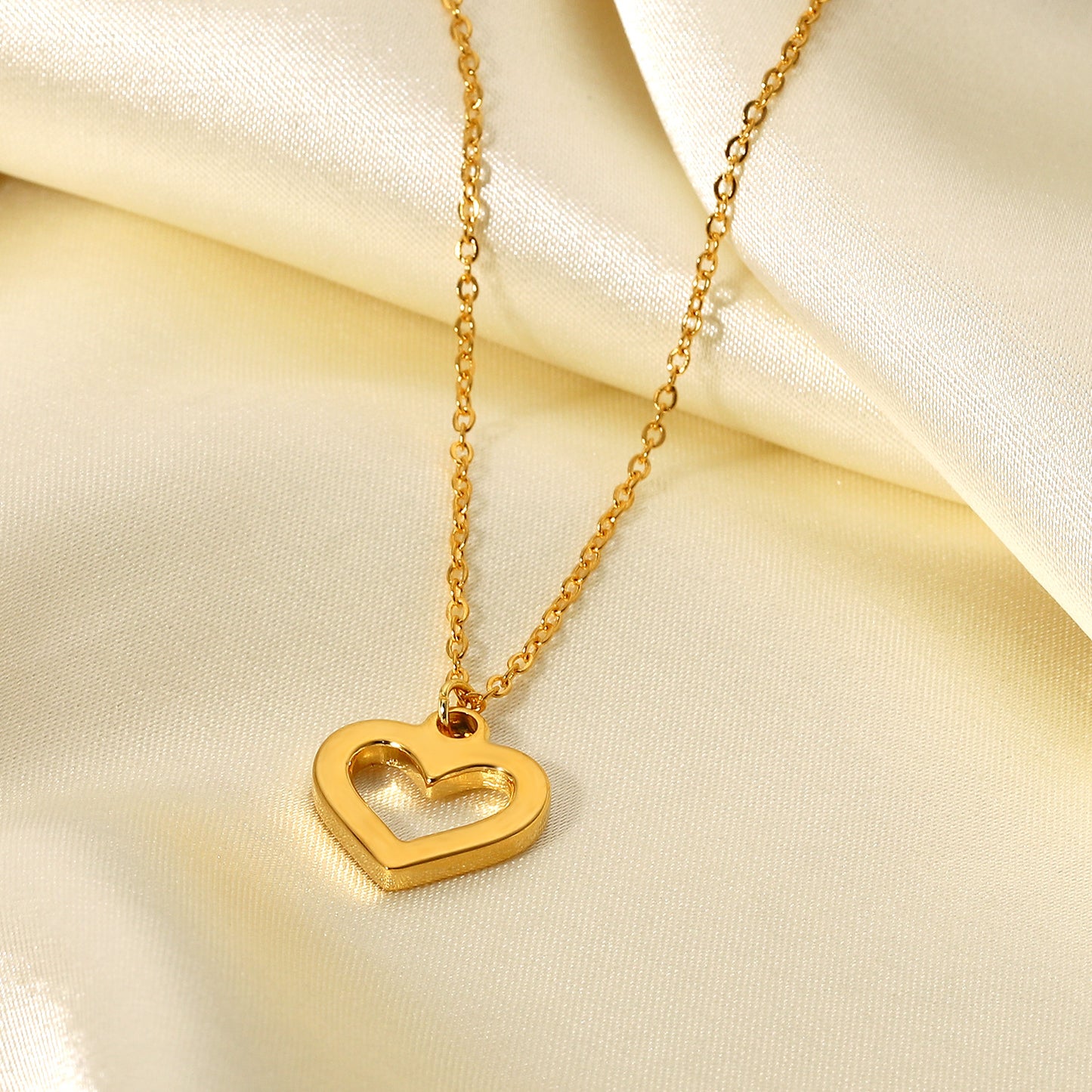 Clear Zirconia Hollow Heart Pendant Necklace