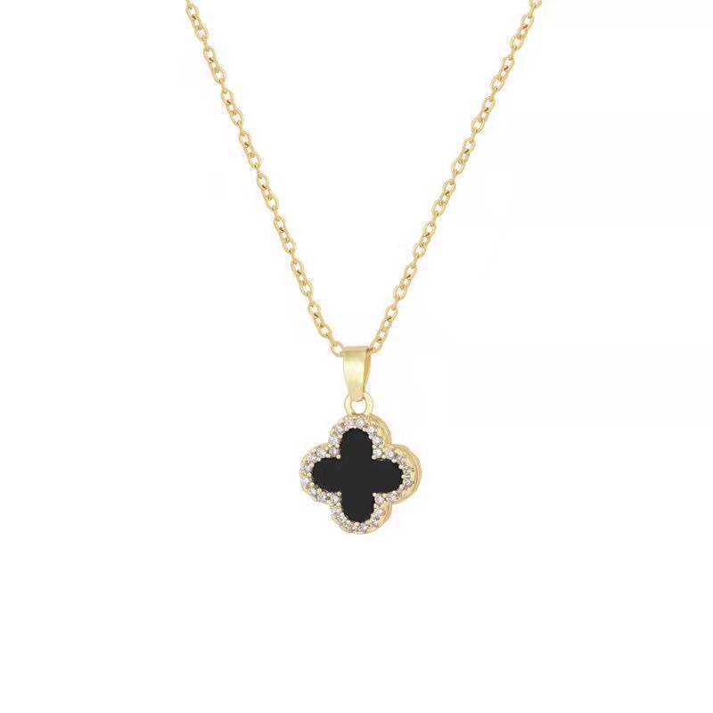 Four-leaf clover full diamond necklace