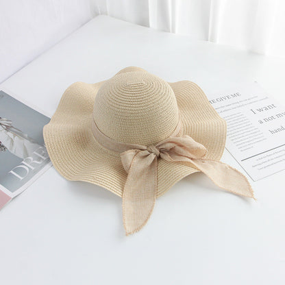 Wavy Brim Straw Hat Spring/Summer UV Protection Foldable