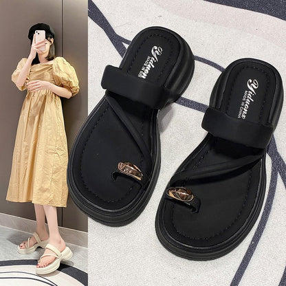 New thick-soled flip-flops