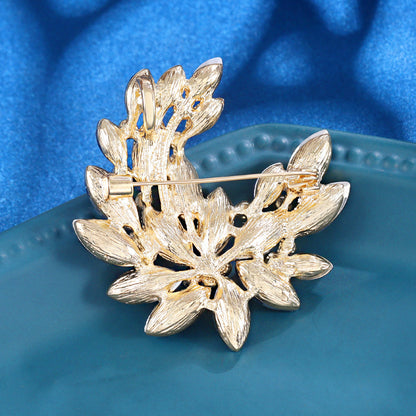 Crystal brooch high-end gift