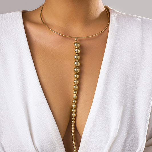 Exaggerated big bead pendant neck chain woman