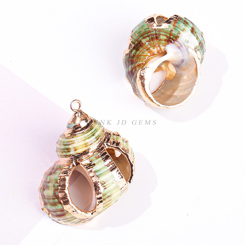 Electroplated green conch hollow pendant