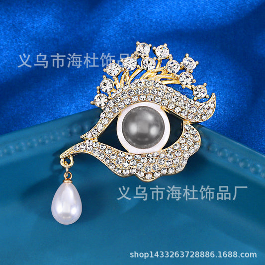 Eyes Diamond Demon's Eye Alloy Brooch