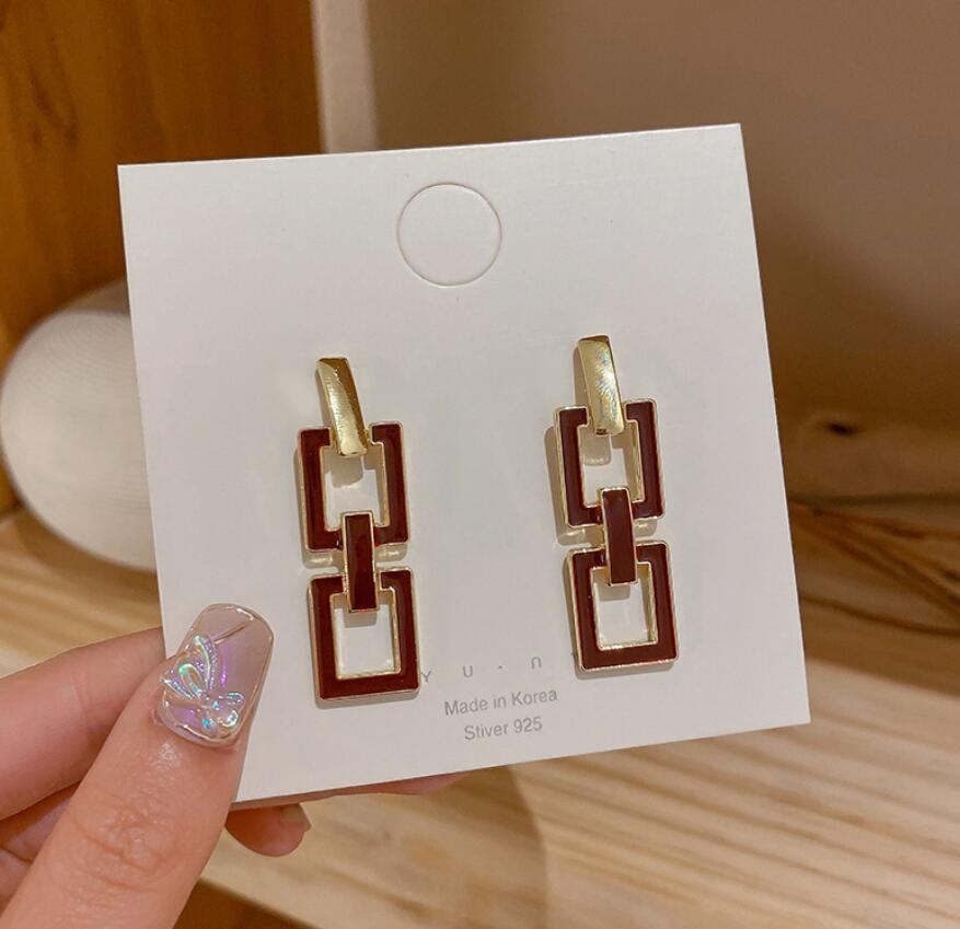 Square earrings