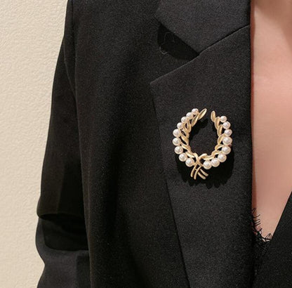 Vintage suit pearl corsage