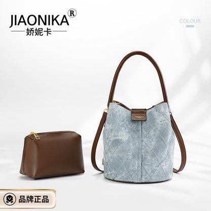 Stylish and simple large-capacity bag for women