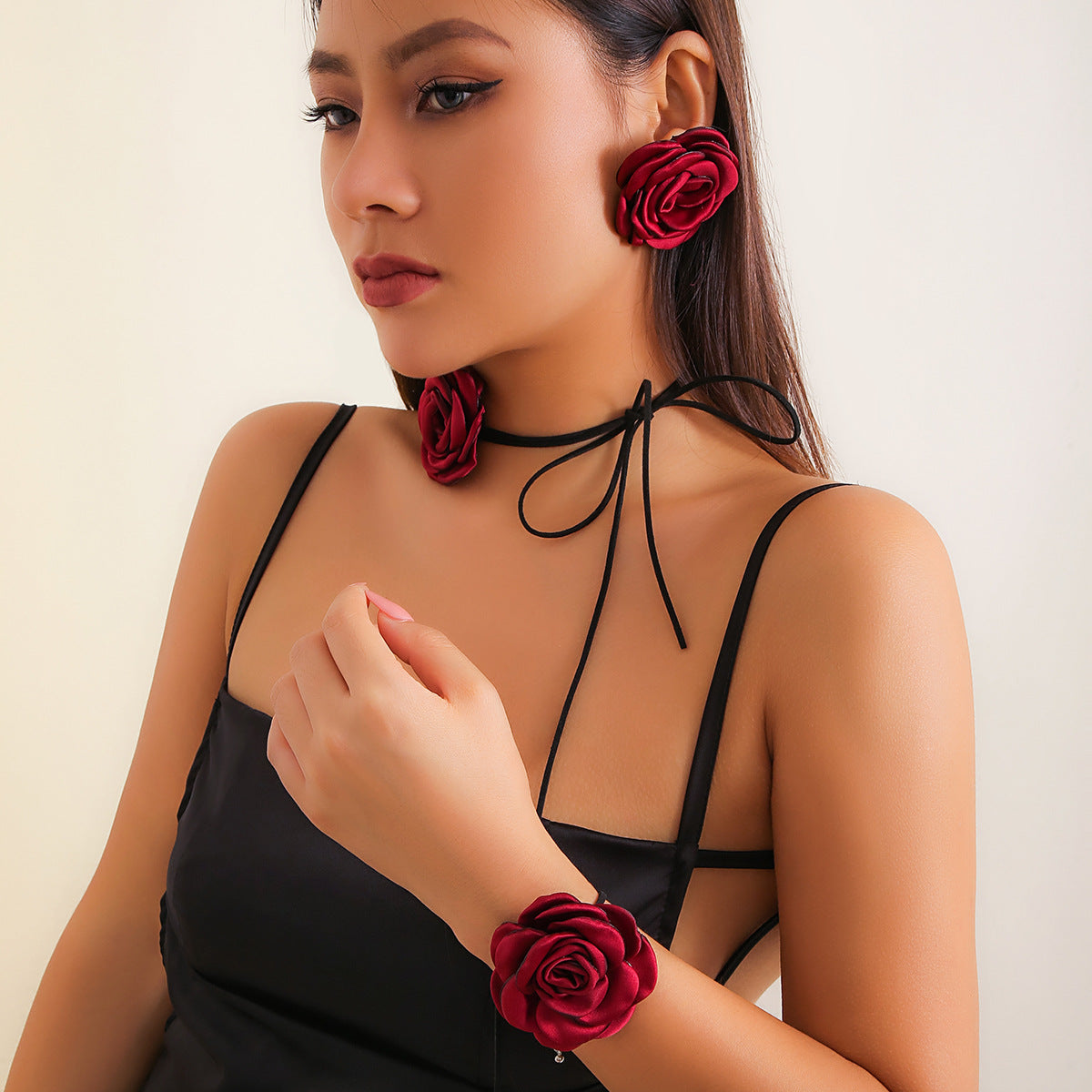 Vintage rose choker necklace