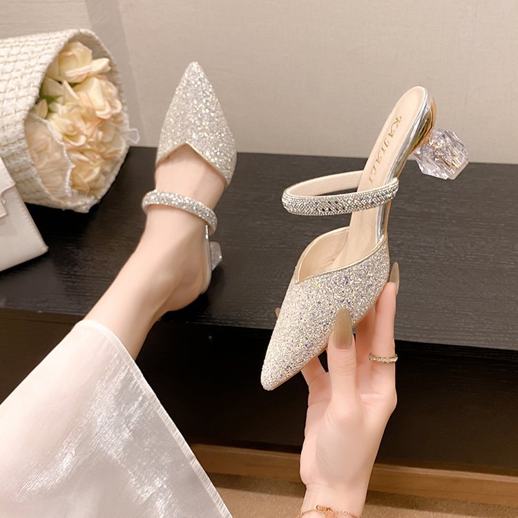 New pointed crystal heel sandals