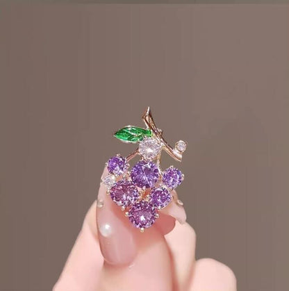 Grape Pin