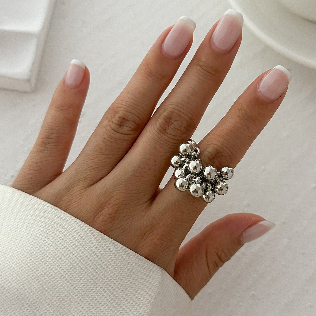 Irregular hollow wound imitation pearl ring