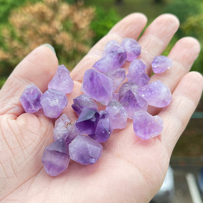 Accesorios de joyería de piedra desmagnetizante de piedra en bruto de grupo de amatista