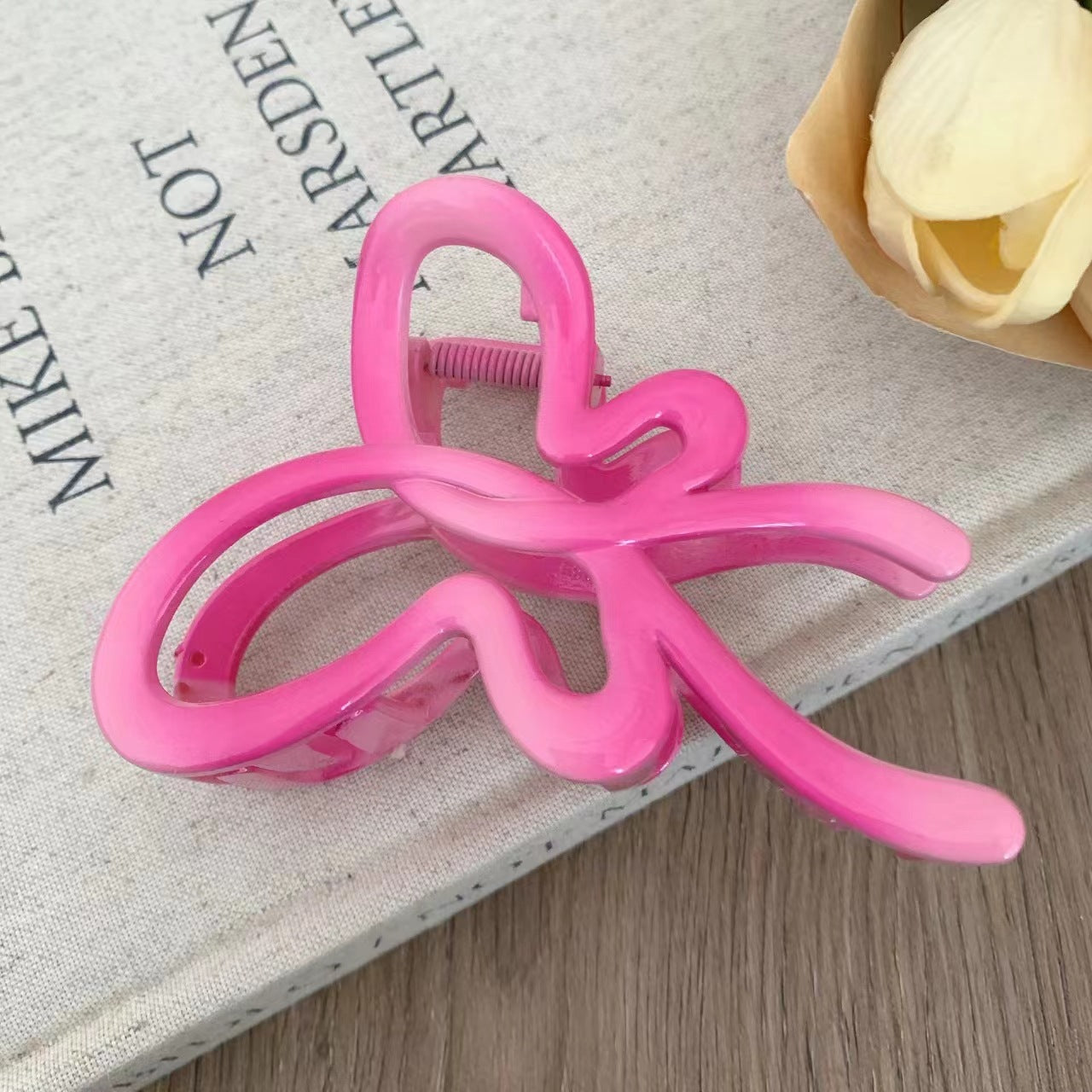 Butterfly hollow design grab clip cute hairpin