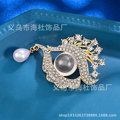 Eyes Diamond Demon's Eye Alloy Brooch