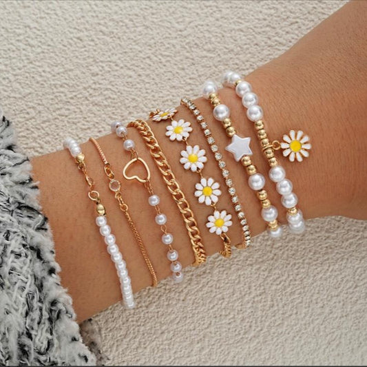 Daisy Pearl Bracelet 8-Piece Set