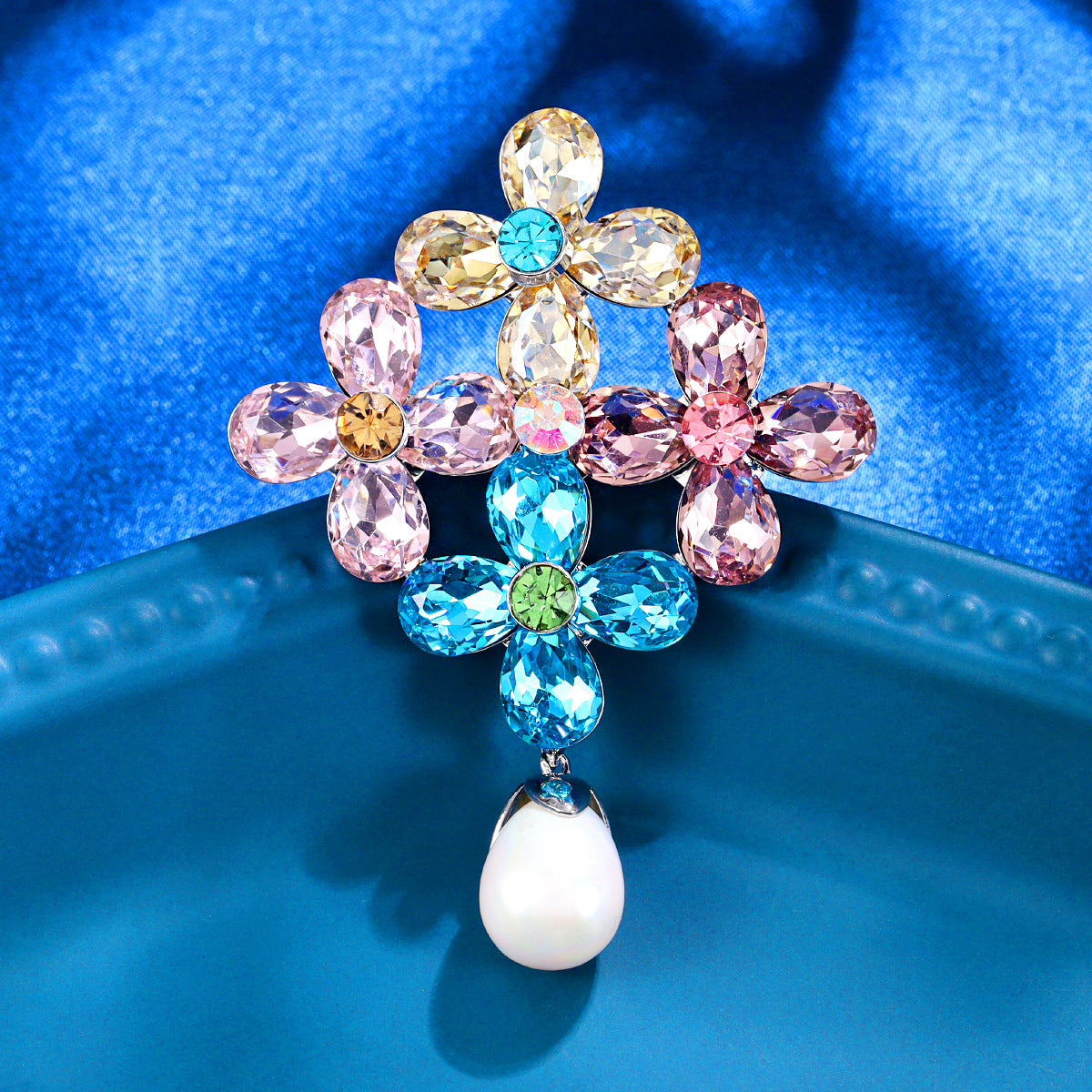 Crystal Flower Brooch Brooch Versatile