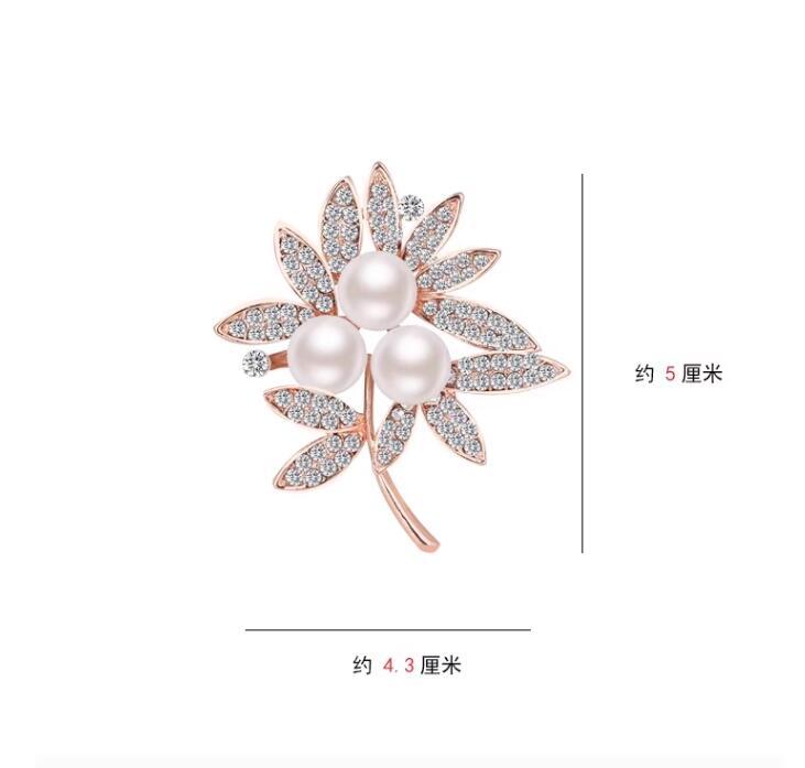 Flowers and leaves full of diamond imitation pearl brooch