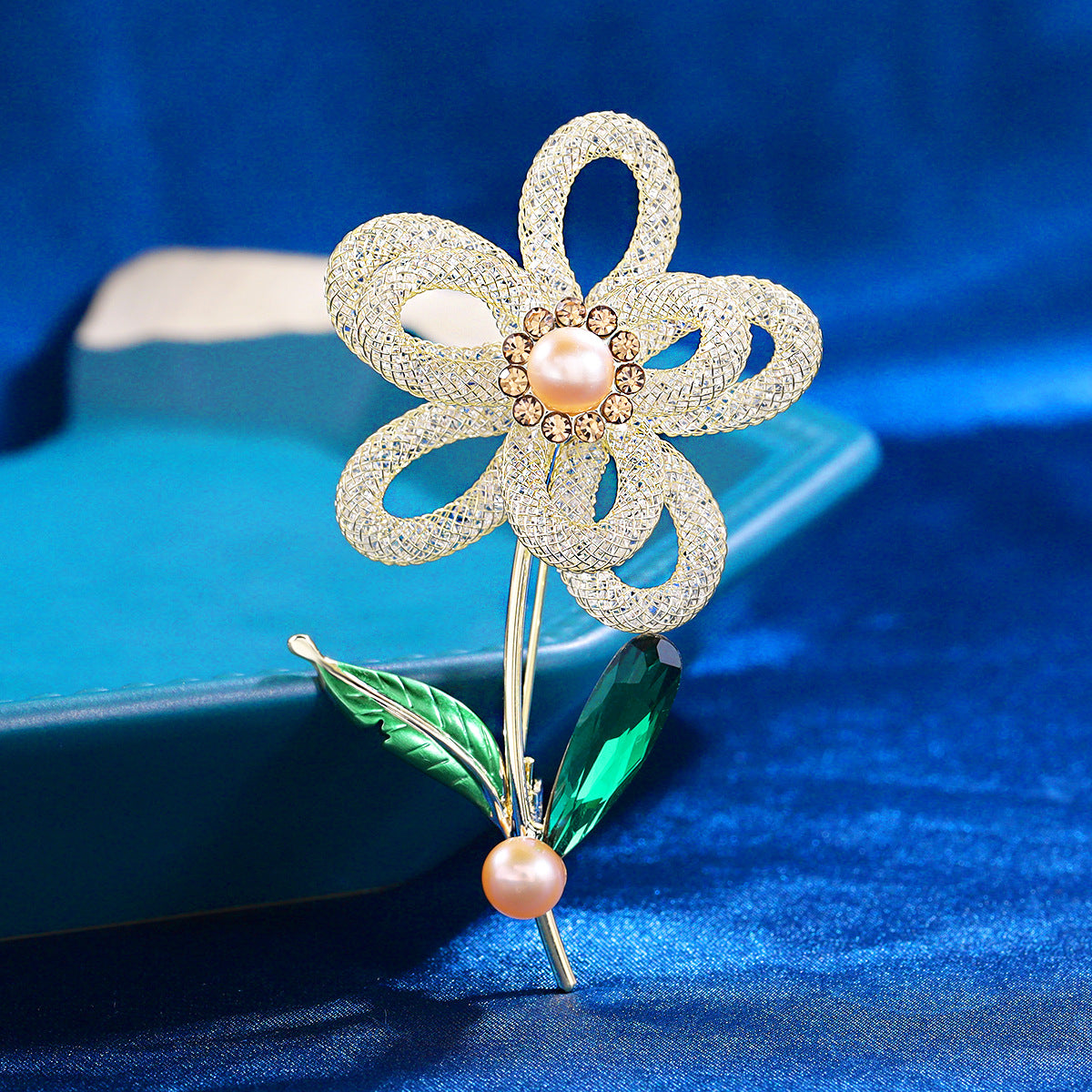 Crystal Flower Brooch Brooch Versatile