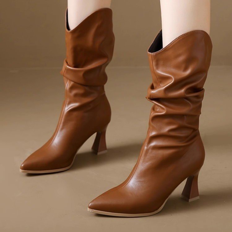 Tall pleated boots