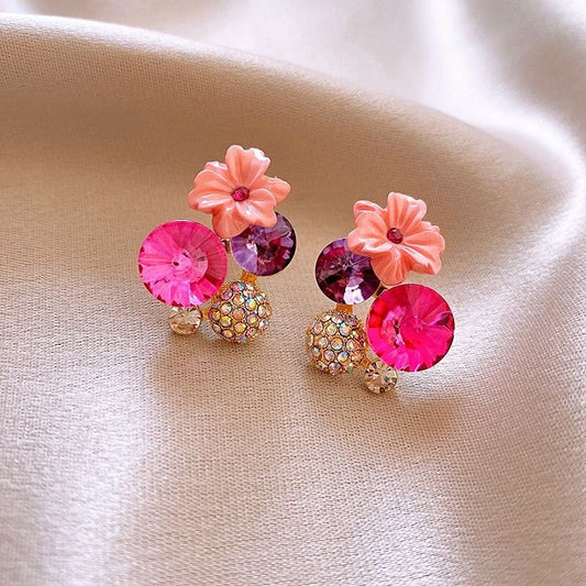 Pendientes de moda con forma de flor de diamante en colores contrastantes 