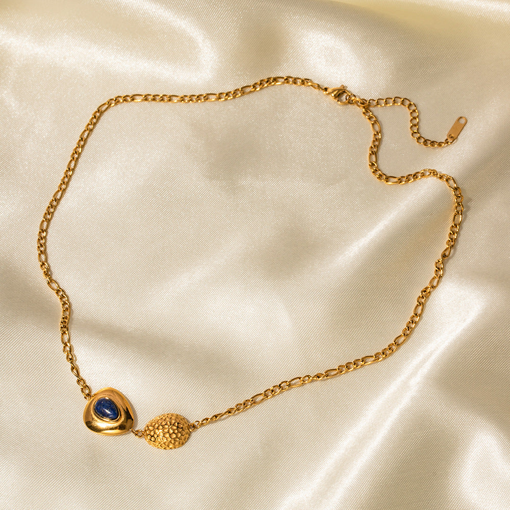 Triangle-inlaid lapis lazuli necklace