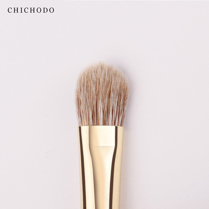 Zhenmei Ancient Charm Chinese Red Large Eyeshadow Brush