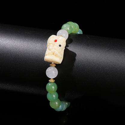 Apple green agate round bead bracelet.