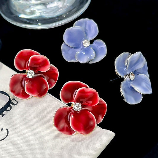 Spring and Autumn Phalaenopsis Three-dimensional Petal Oil Dripping Earrings