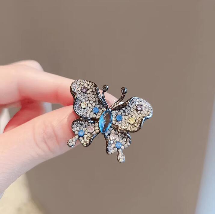 Premium Butterfly Rhinestone Corsage