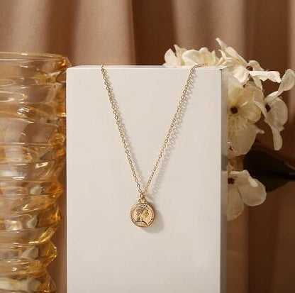 Women's crystal hexagonal column pendant necklace