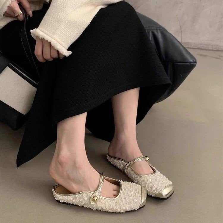 New slippers for spring and summer fashion