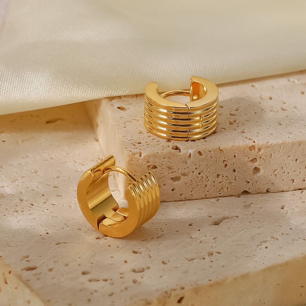 18K Gold Wide Ribbed Stainless Steel Stud Earrings