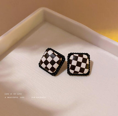 925 Silver Needle Geometric Black and White Earrings