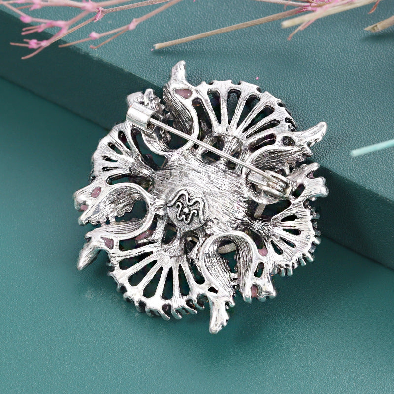 Elegant Diamond Flower Brooch