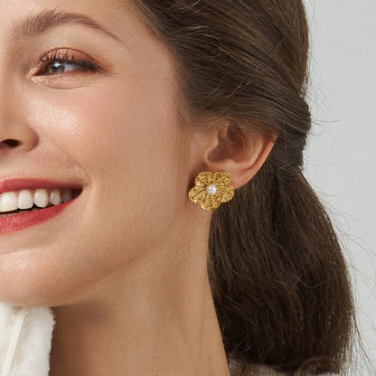 Floral Collection Daisy Flower Earrings