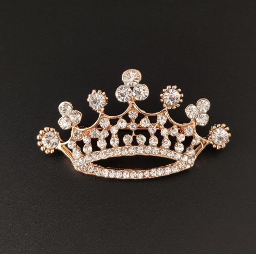 Flash Diamond Alloy Crown Brooch