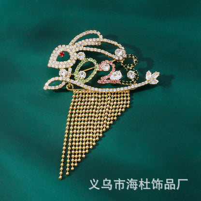 Wholesale of fringed brooch accessories