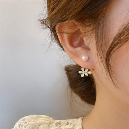 Pearl flower earrings new