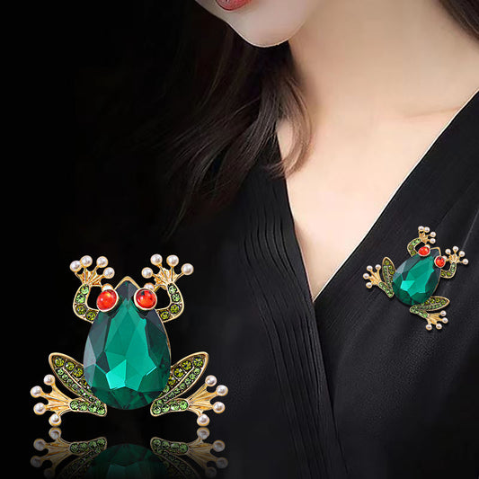 Emerald Crystal Frog Brooch