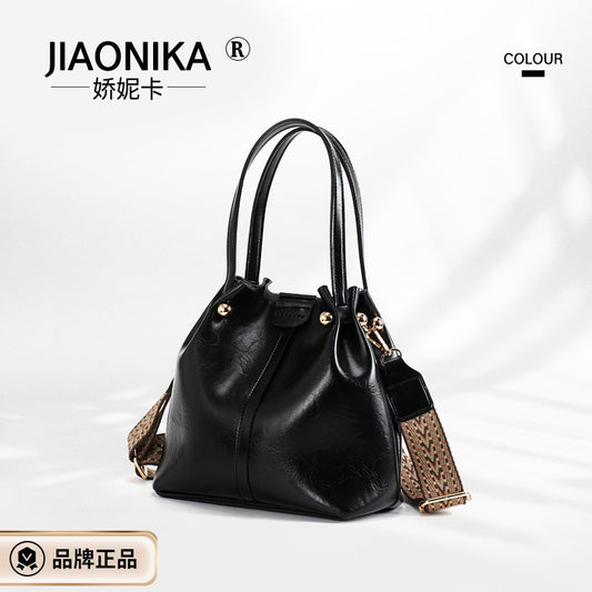 Bucket bag pleated shoulder bag