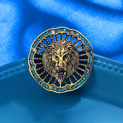 Lion brooch badge