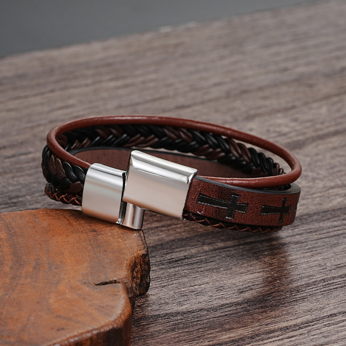 Personalized Magnetic Closure Brown Leather Bracelet for Men