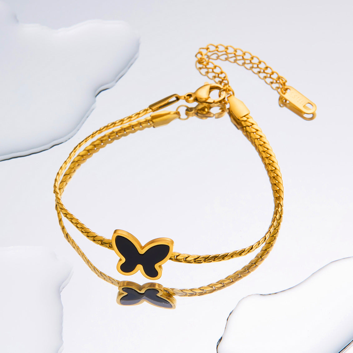 Lucky Clover Bracelet Geometry